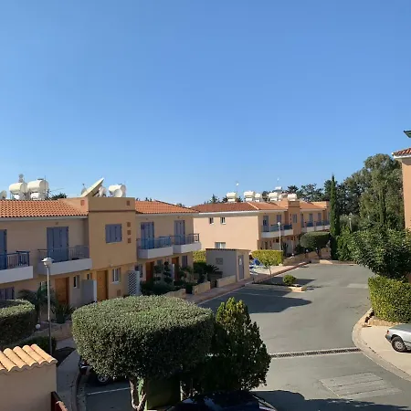 Apartment Iris Village 2br Town House