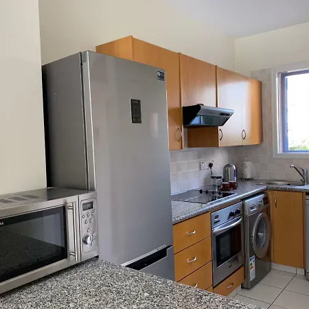 Apartamento Iris Village 2br Town House Pafos